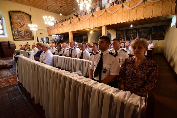 W Jaźwinie pożegnali ks. Stanisława Kucharskiego. Pracował tam prawie 40 lat