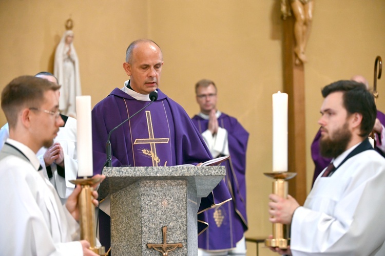 Ząbkowice Śl. Pożegnali ks. Stanisława Matuszewskiego SAC