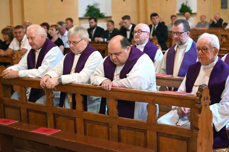 Ząbkowice Śl. Pożegnali ks. Stanisława Matuszewskiego SAC