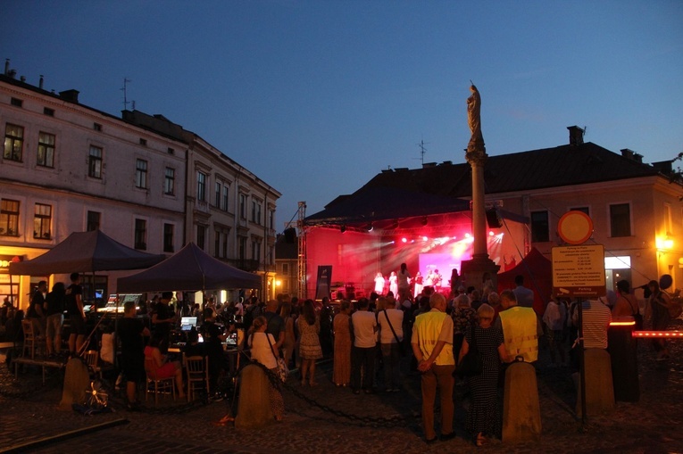 Tarnów. Festiwal naprawdę Dobrej Książki