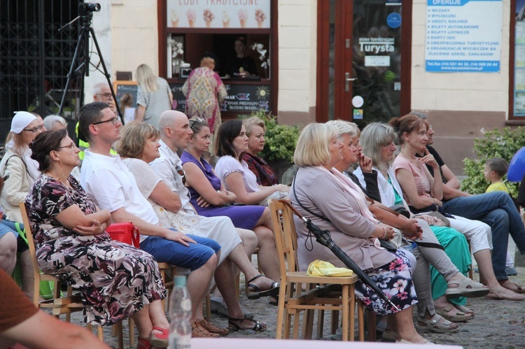 Tarnów. Festiwal naprawdę Dobrej Książki