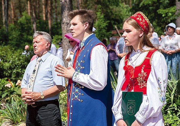 Kaszubi przyjeżdżają na Świętą Górę przede wszystkim po to,  by modlić się w swoim języku.