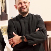 	Kapłan od ubiegłego roku pełni funkcję diecezjalnego moderatora oraz opiekuna domu rekolekcyjnego.