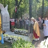 Monument poświęcił abp Mieczysław Mokrzycki.