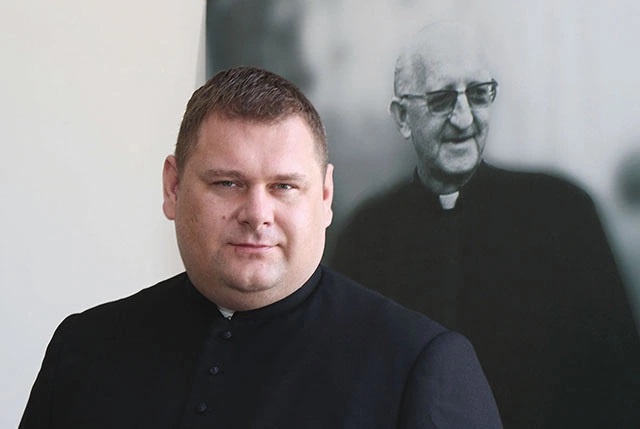 Biskup nominat w obiektywie Gościa Niedzielnego