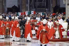 Papież ogłosił List apostolski o liturgii:  Trzeba dbać o ars celebrandi – sztukę celebracji