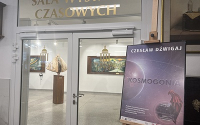 Katowice. Wernisaż wystawy "Czesław Dźwigaj. Kosmogonia" w Muzeum Archidiecezjalnym