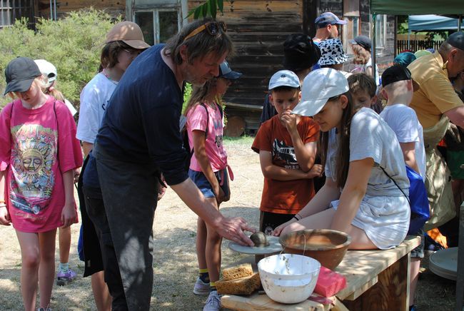 Łążek Garncarski. XV Spotkania Garncarskie