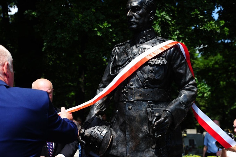 Odsłonięto pomnik gen. Bolesława Wieniawa-Długoszowskiego