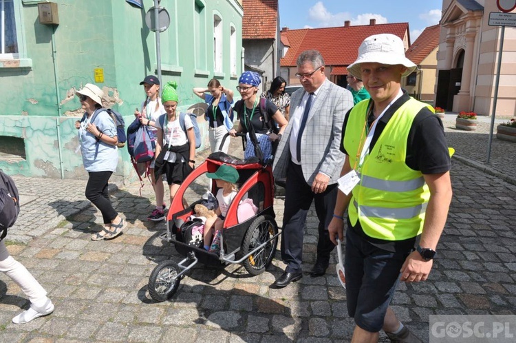 Z Otynia na Jasną Górę