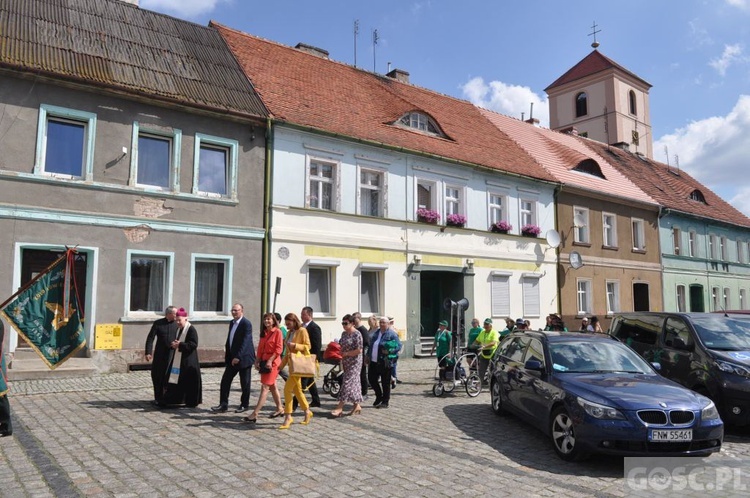 Z Otynia na Jasną Górę