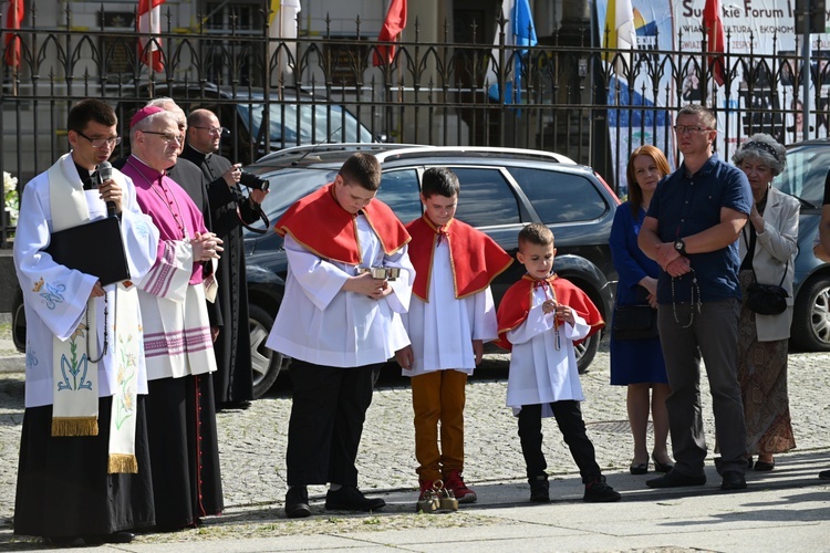 Świdnica. Rozpoczęcie peregrynacji obrazu MB Łaskawej Strażniczki Polski