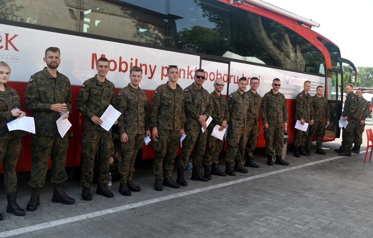 Od początku istnienia żołnierze 6. MBOT oddali już ponad 900 litrów krwi i osocza.