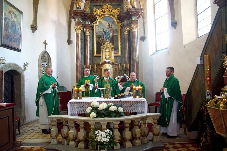 Żelazno. Po roku próby jest już pełnoprawnym proboszczem