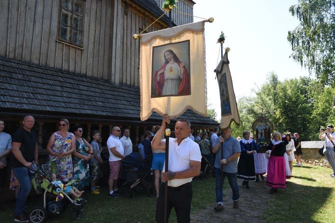 U św. Piotra i Pawła w sądeckim skansenie