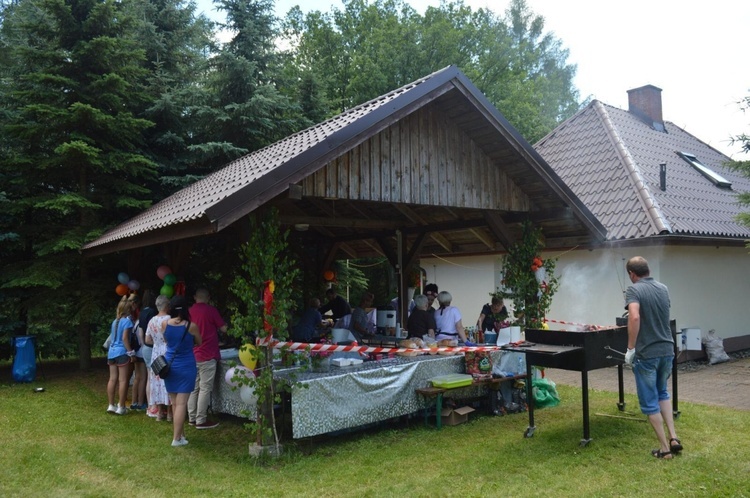 Wakacyjny piknik w Nowej Rudzie Słupcu