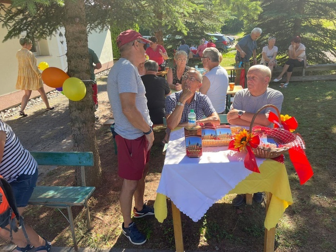 Wakacyjny piknik w Nowej Rudzie Słupcu