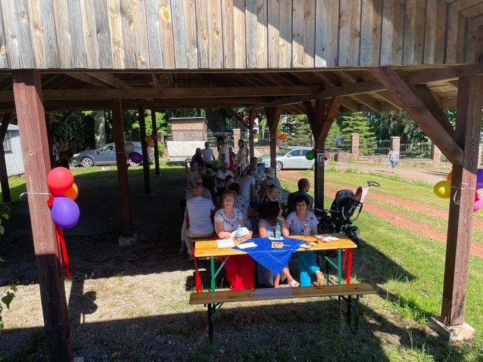 Wakacyjny piknik w Nowej Rudzie Słupcu
