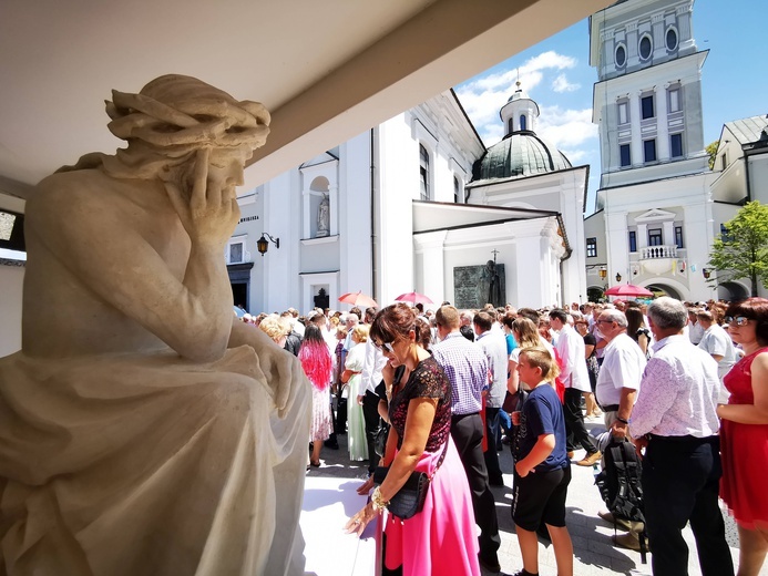 Poświęcenie figury Chrystusa Frasobliwego