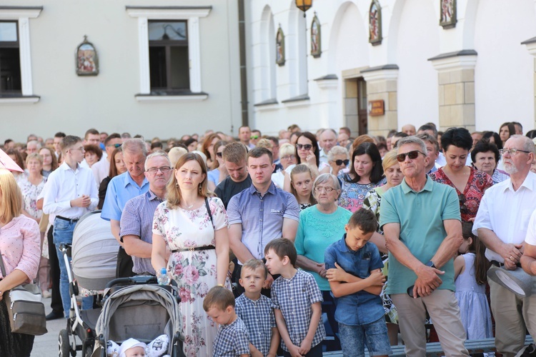 Poświęcenie figury Chrystusa Frasobliwego