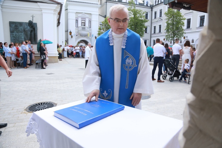 Poświęcenie figury Chrystusa Frasobliwego