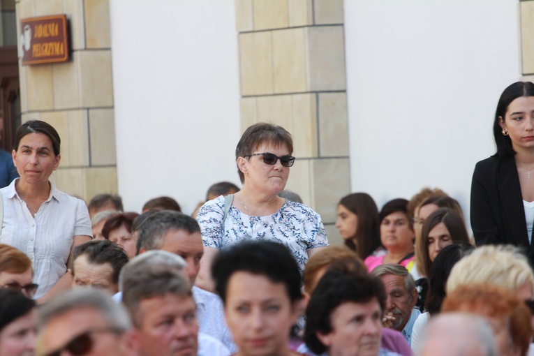 Poświęcenie figury Chrystusa Frasobliwego