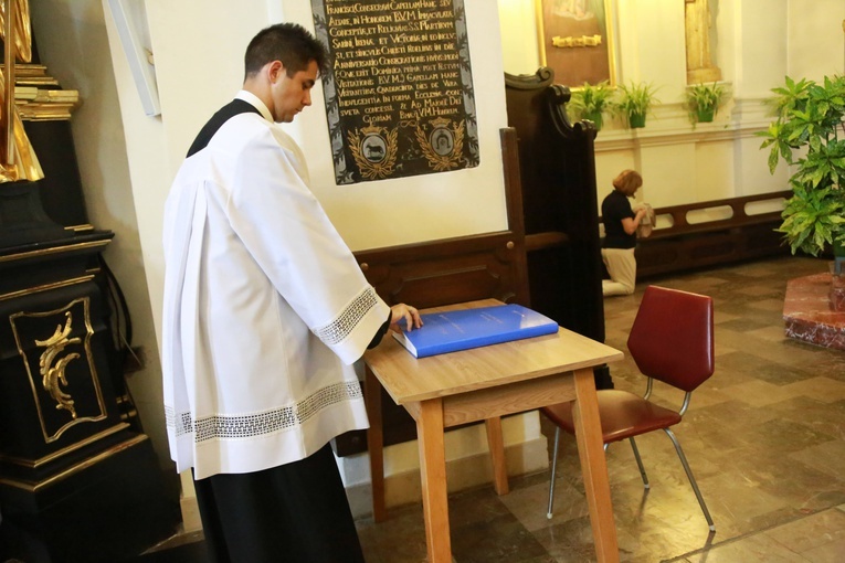 Poświęcenie figury Chrystusa Frasobliwego