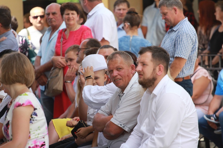 Poświęcenie figury Chrystusa Frasobliwego