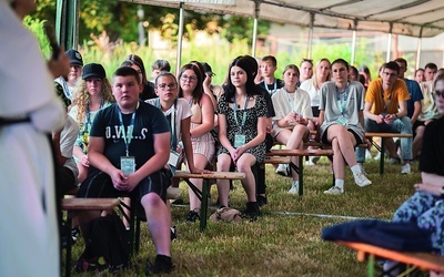 ▲	Jedno z festiwalowych spotkań z zaproszonymi gośćmi.