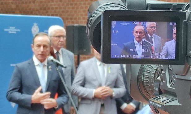 Katowice. Senatorowie rozmawiają o roli samorządu w transformacji regionu