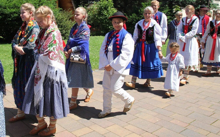 Rajcza przyjęła relikwie Prymasa Tysiąclecia oraz kapelana Solidarności