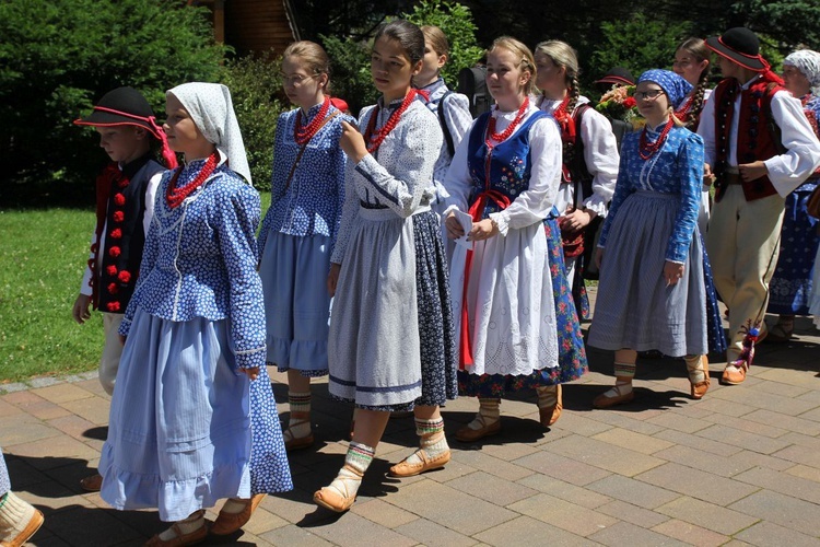 Rajcza przyjęła relikwie Prymasa Tysiąclecia oraz kapelana Solidarności