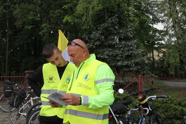 Jadą do Czarnej Madonny