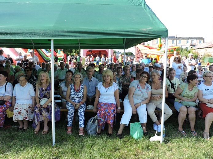 Żychlin. Biesiada u apostołów Piotra i Pawła