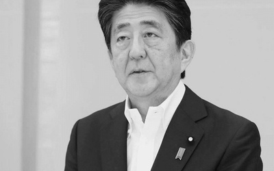 Zmarł były premier Japonii Shinzo Abe 