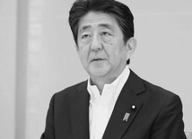 Zmarł były premier Japonii Shinzo Abe 