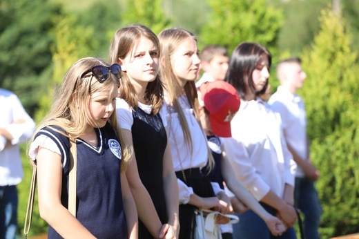Dzień Rodziny przy papieskiej szkole w Porąbce-Kozubniku
