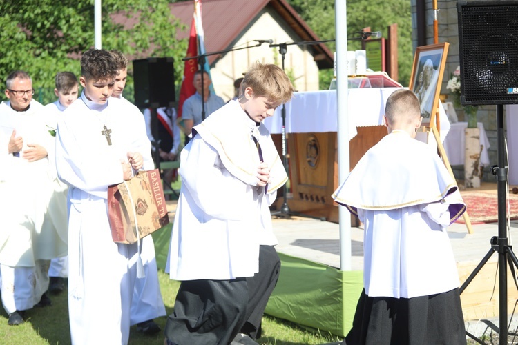 Dzień Rodziny przy papieskiej szkole w Porąbce-Kozubniku