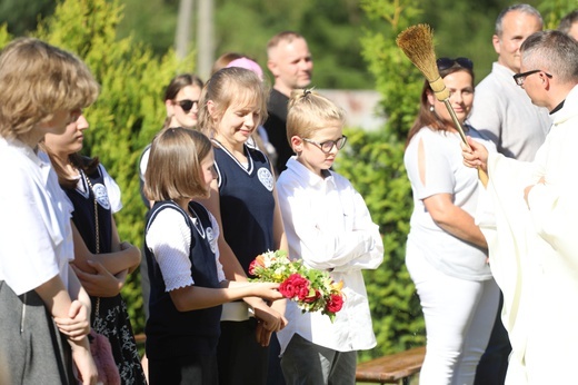 Dzień Rodziny przy papieskiej szkole w Porąbce-Kozubniku
