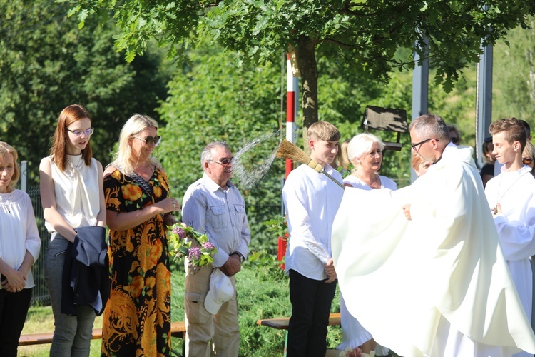 Dzień Rodziny przy papieskiej szkole w Porąbce-Kozubniku