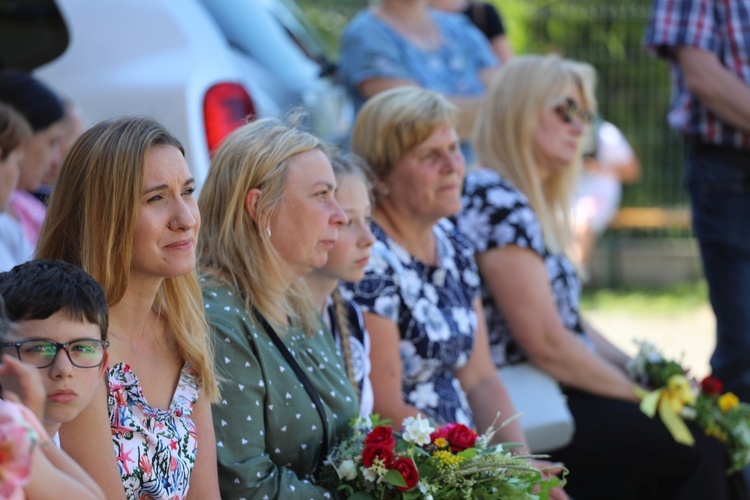 Dzień Rodziny przy papieskiej szkole w Porąbce-Kozubniku