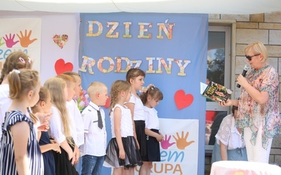 Dzień Rodziny przy papieskiej szkole w Porąbce-Kozubniku