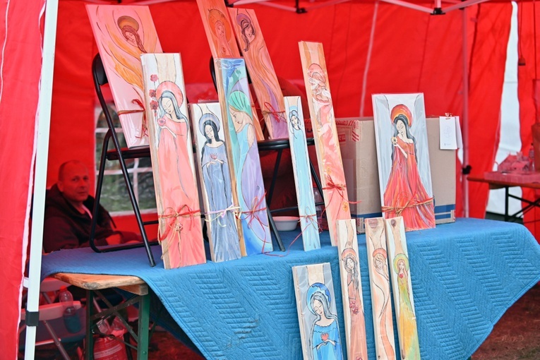 Sudeckie uwielbienie w Głuszycy