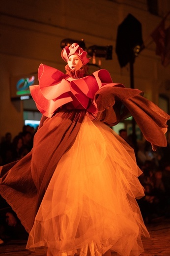 Festiwal Teatru Otwartego zakończył bal kostiumowy