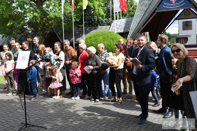 Oazowy dzień wspólnoty u Pani Cierpliwie Słuchającej w Rokitnie