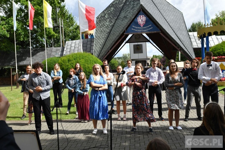 Oazowy dzień wspólnoty u Pani Cierpliwie Słuchającej w Rokitnie