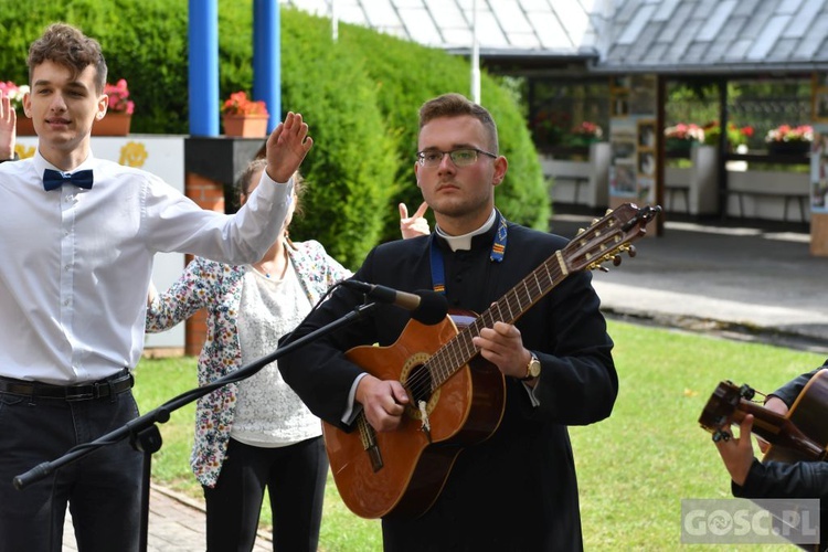 Oazowy dzień wspólnoty u Pani Cierpliwie Słuchającej w Rokitnie