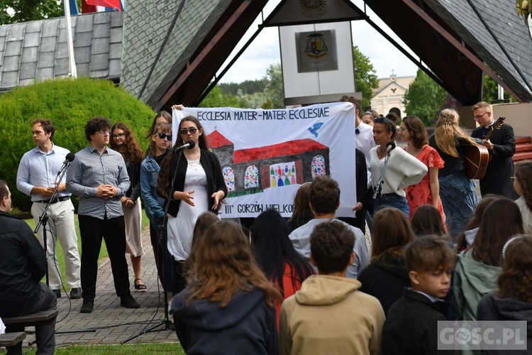 Oazowy dzień wspólnoty u Pani Cierpliwie Słuchającej w Rokitnie