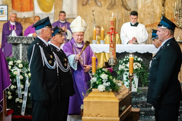 Liturgii przewodniczył bp Wiesław Szlachetka.