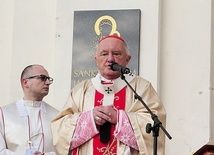 	W tym roku rekolekcje w drodze odbywać się będą pod hasłem „Stworzył i posłał ich”. 